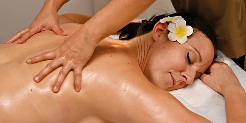 Blaženost a relax v centru Prahy: asijská masáž podle výběru v délce 30–90 min.