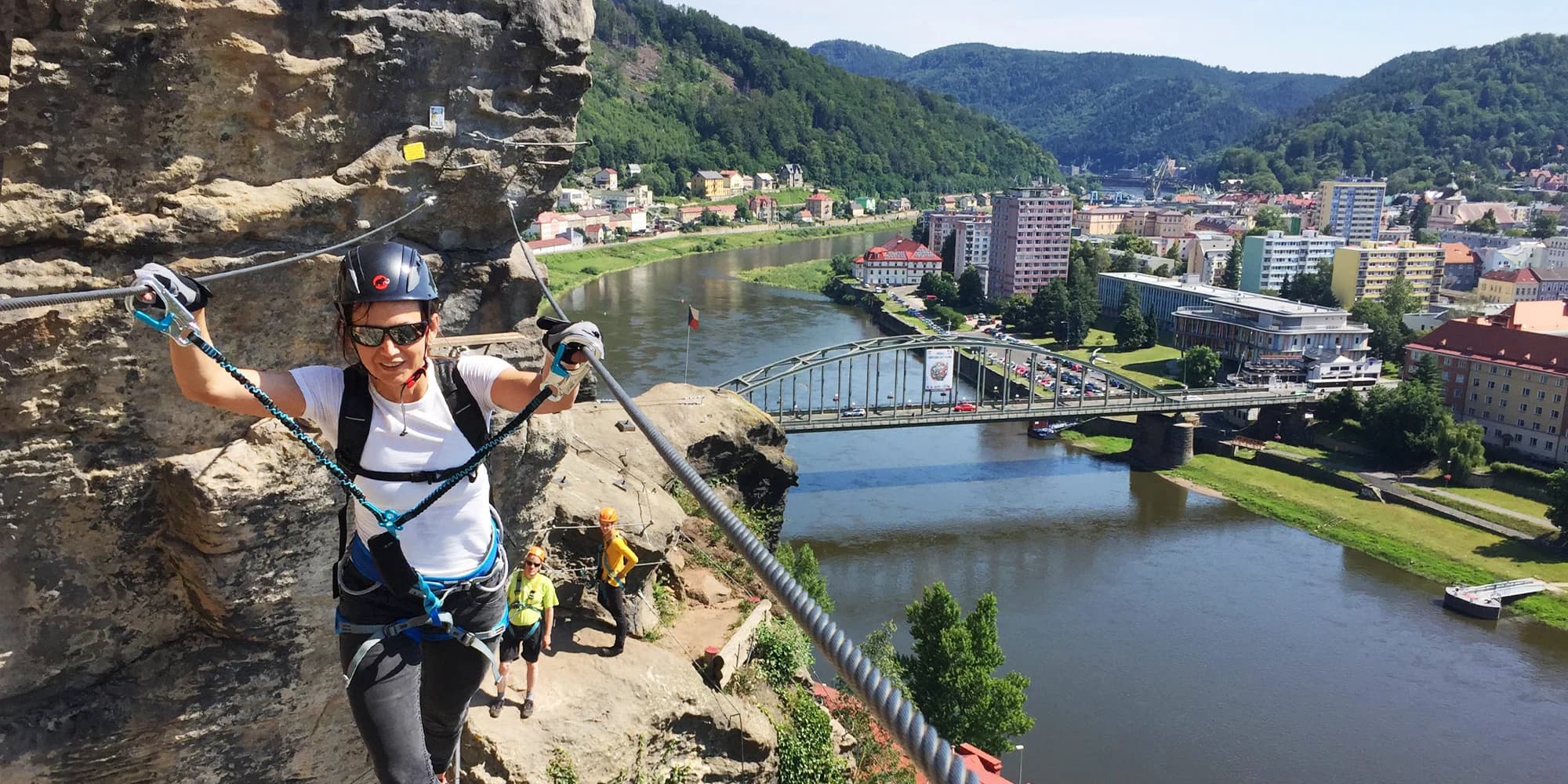 Via ferrata Pastýřská stěna: kurz základního lezení se zapůjčením vybavení