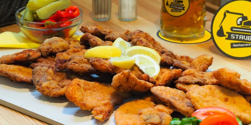 Otevřený voucher do restaurace v hodnotě 500 až 2000 Kč: žebra, křídla, burgery i nápoje
