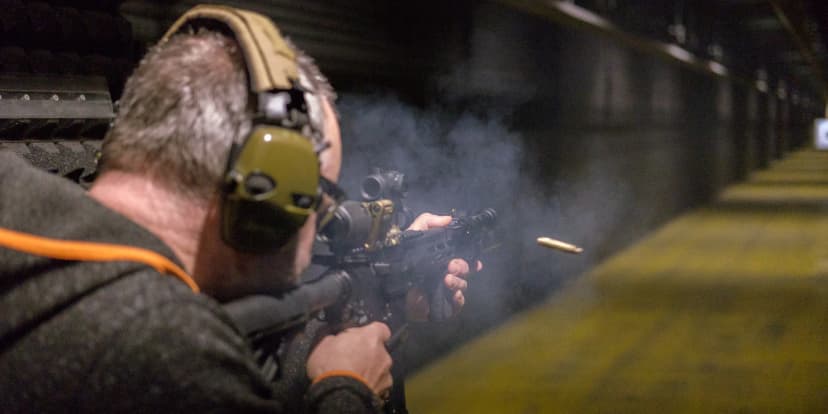 Palba na parádní střelnici: jedna z nejmodernějších střelnic v ČR