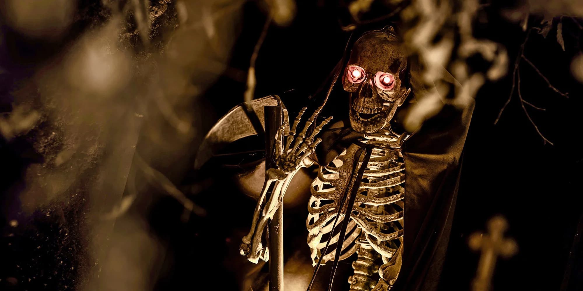 Úniková hra Hřbitov – O poklad pana Böhma: 66 minut napínavé hry až pro 4 hráče