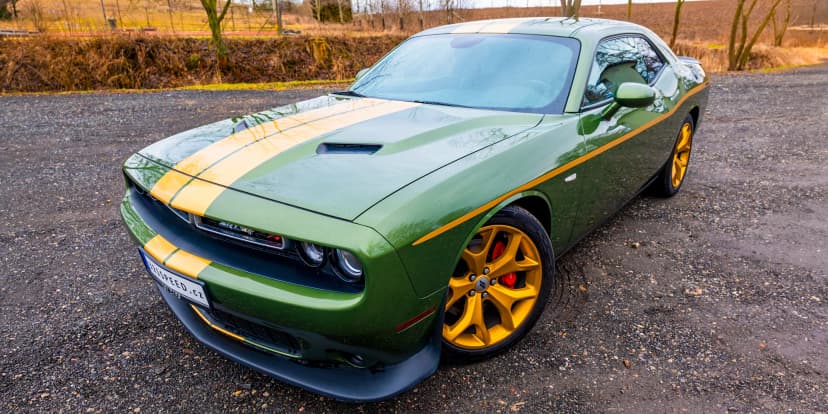 Dodge Challenger 6.4 V8 SRT Scat Pack 392 na 12 nebo 24 hodin
