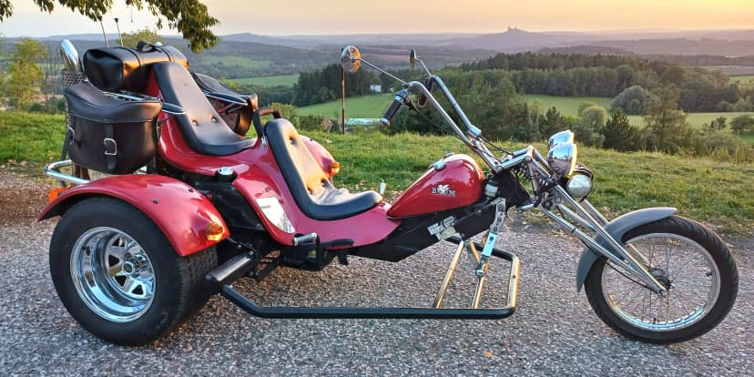 Zapůjčení motorové tříkolky Boom Chopper na 1 nebo 3 dny
