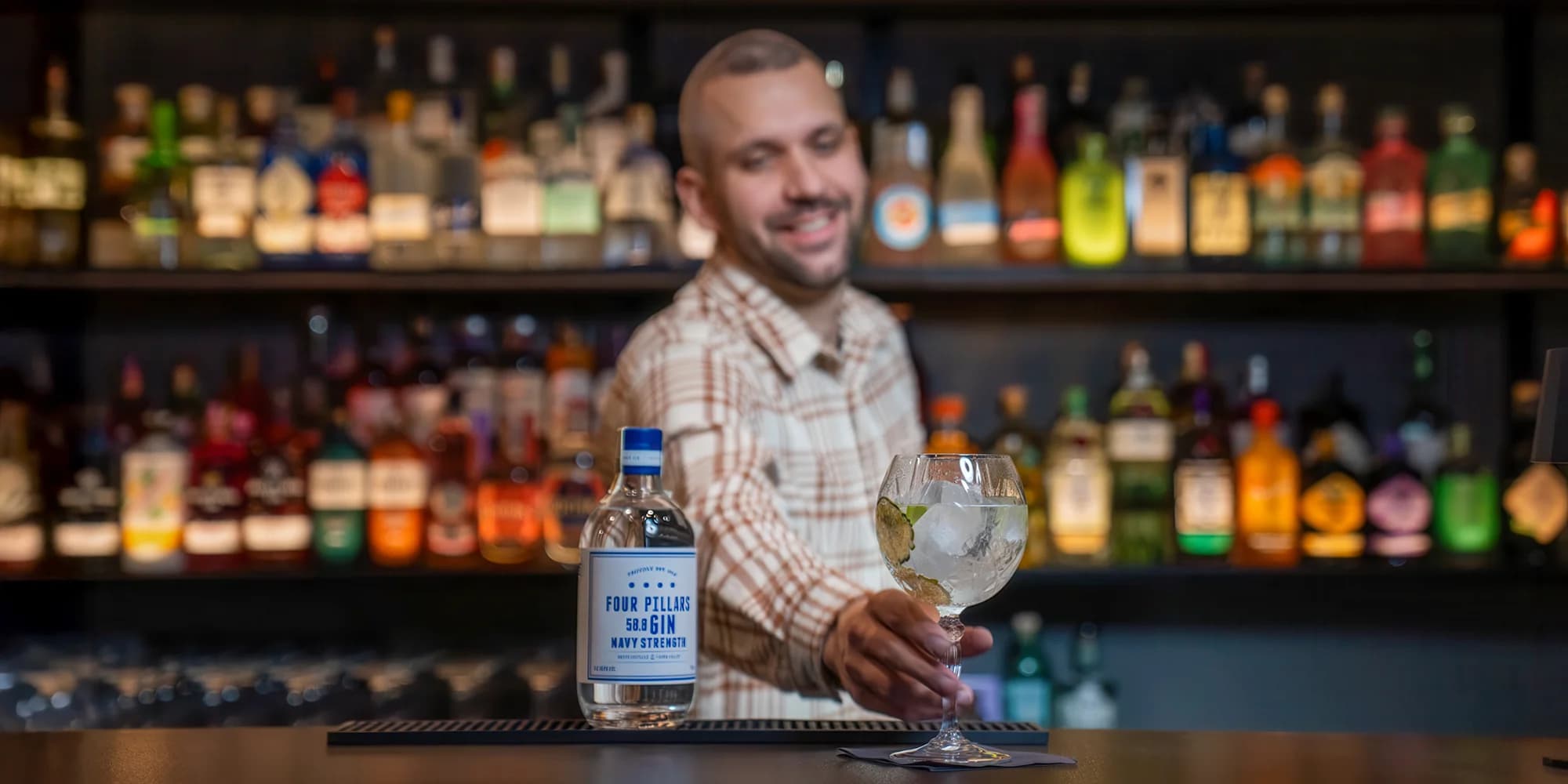 Degustace 7 vzorků ginu z celého světa vč. občerstvení pro 1-6 osob