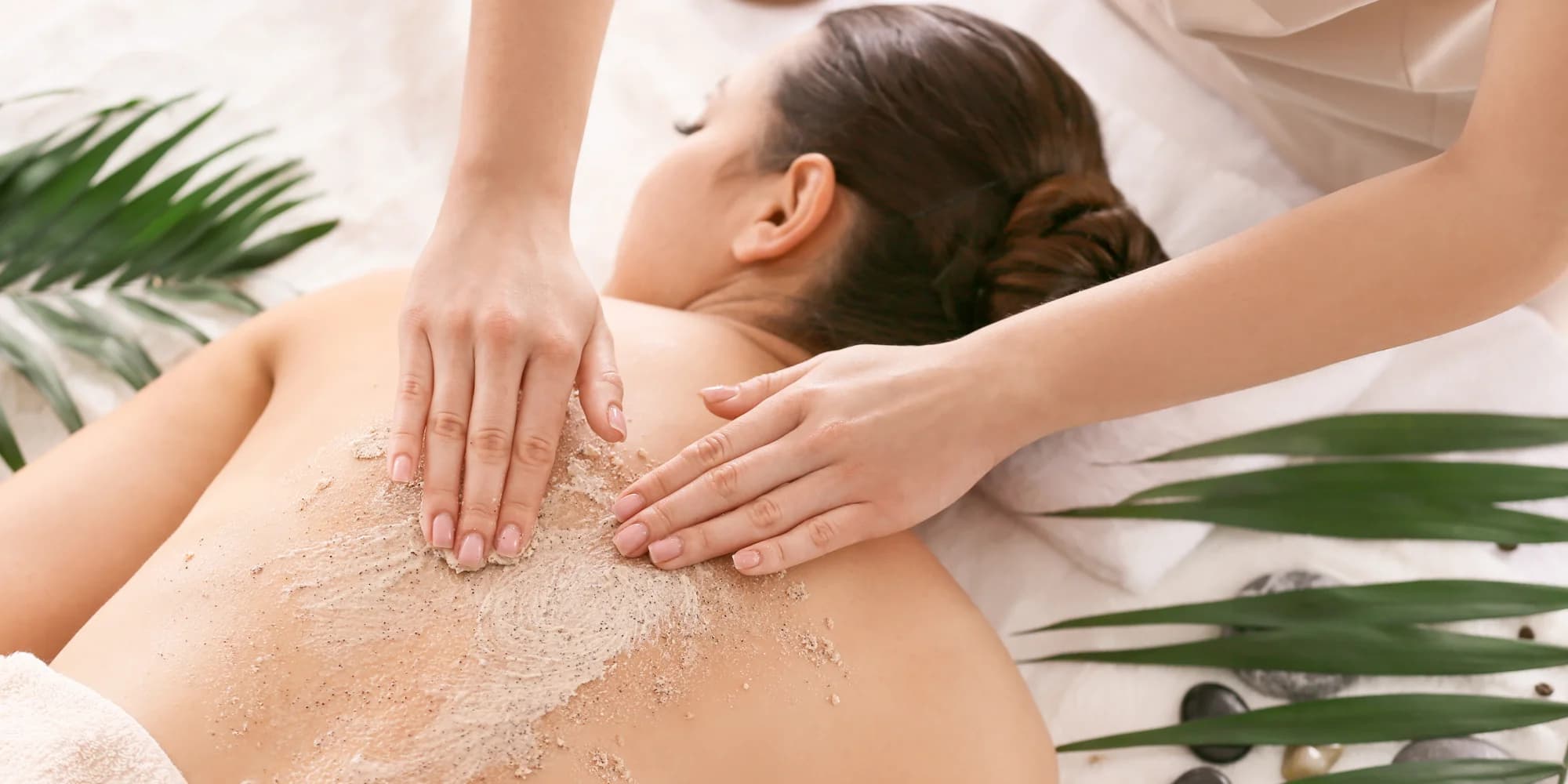 Hloubková péče o tělo: detoxikační i revitalizační celotělový rituál