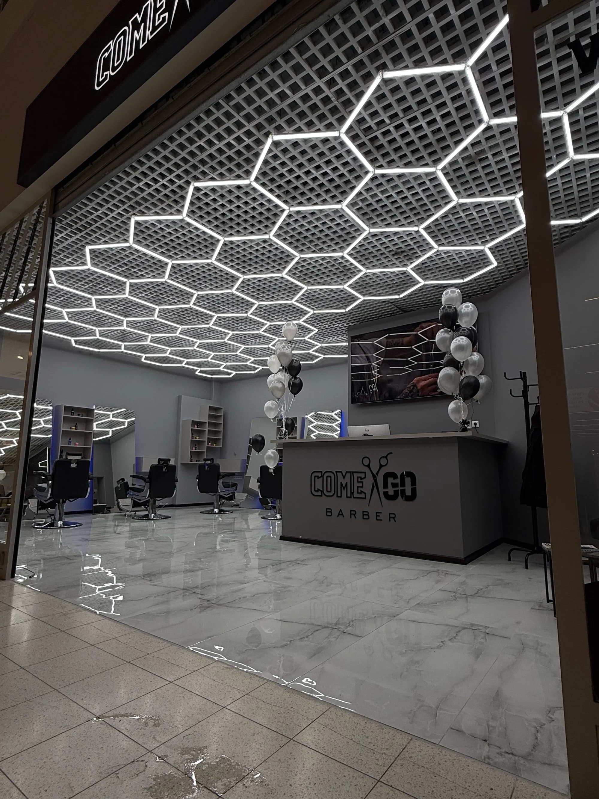 Barber péče pro pány: střih, úprava vousů i balíček pro otce a syna