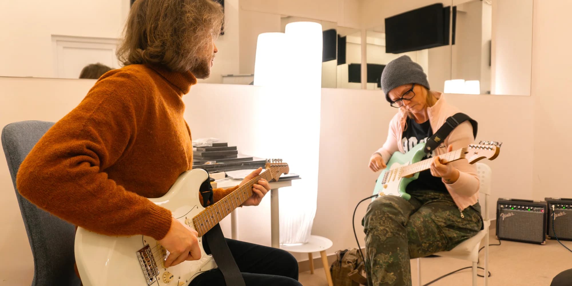 2-5 soukromých lekcí zpěvu nebo hry na hudební nástroj dle výběru