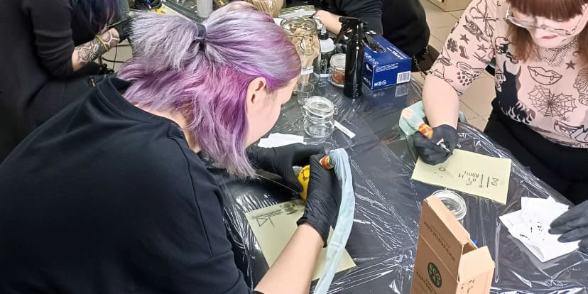 Workshop tetování pro úplné začátečníky: teoretická průprava i praxe