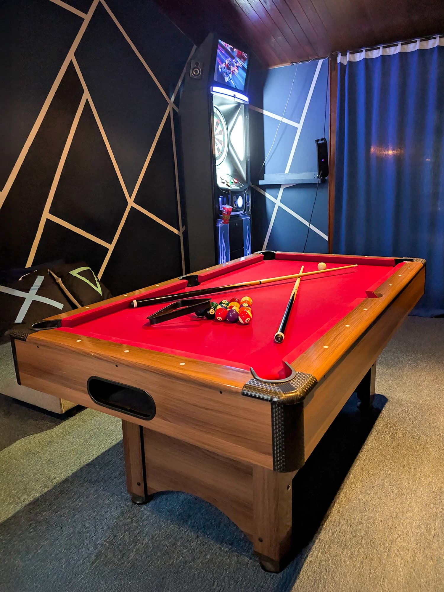 Svět her a skvělých drinků: otevřené vouchery na 300 až 1000 Kč do gaming baru