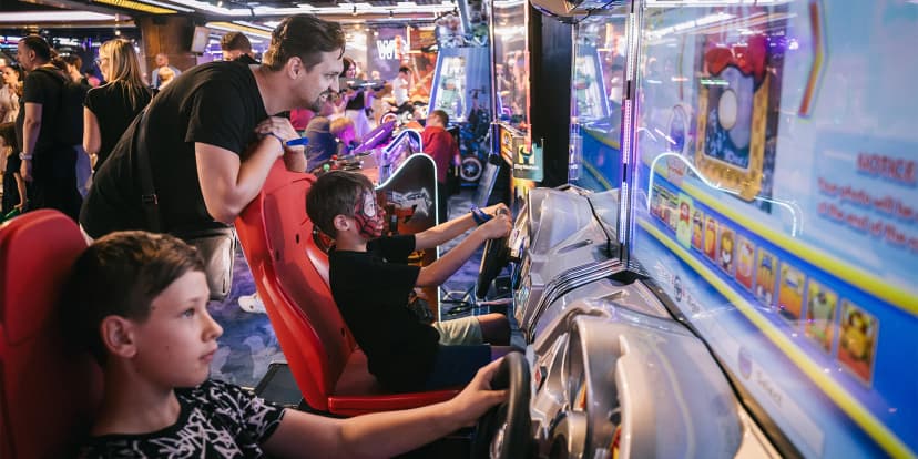 Zažijte nekonečnou zábavu v LEVELS Prague: hodina až tři ve víru her