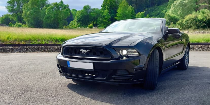 Ford Mustang Convertible 3.7 V6: spolujízda, řízení i pronájem
