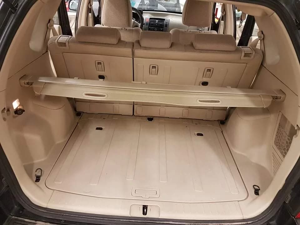 Mobilní čištění interiéru vozidla i tepování či dezinfekce ozónem