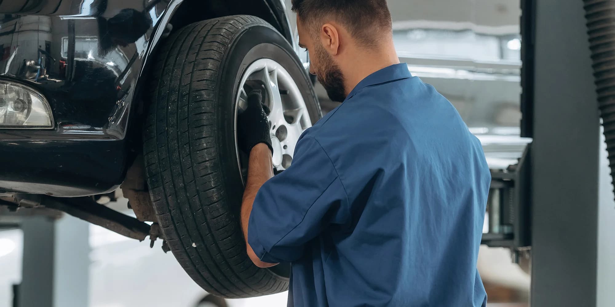 Přezutí kol: bez i s demontáží pneu na disk; pro osobní vozy, SUV, dodávky i off-road
