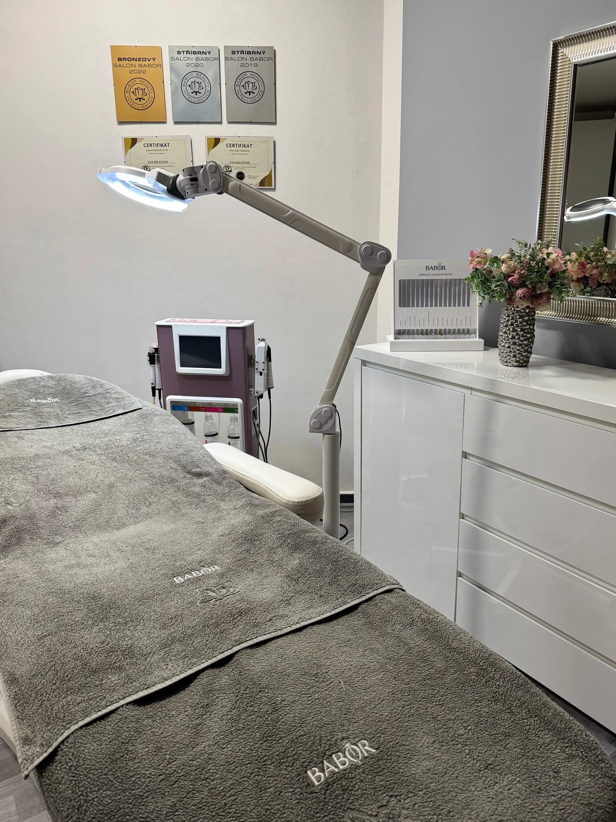 Hloubkové čištění pleti vč. oxygenoterapie a radiofrekvence, 60–90 minut
