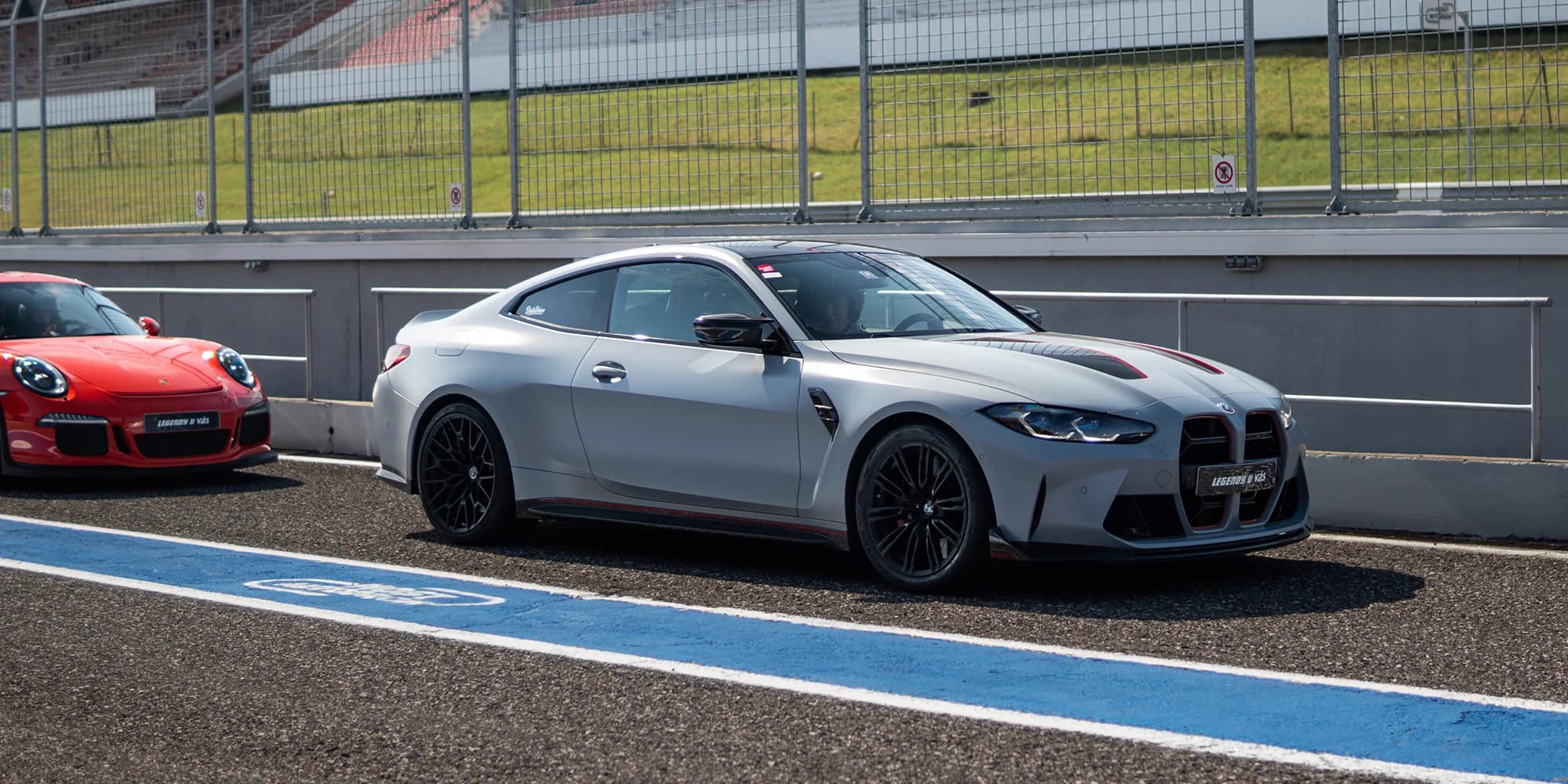 Nezapomenutelný zážitek v limitované edici BMW M4 CSL na závodním okruhu