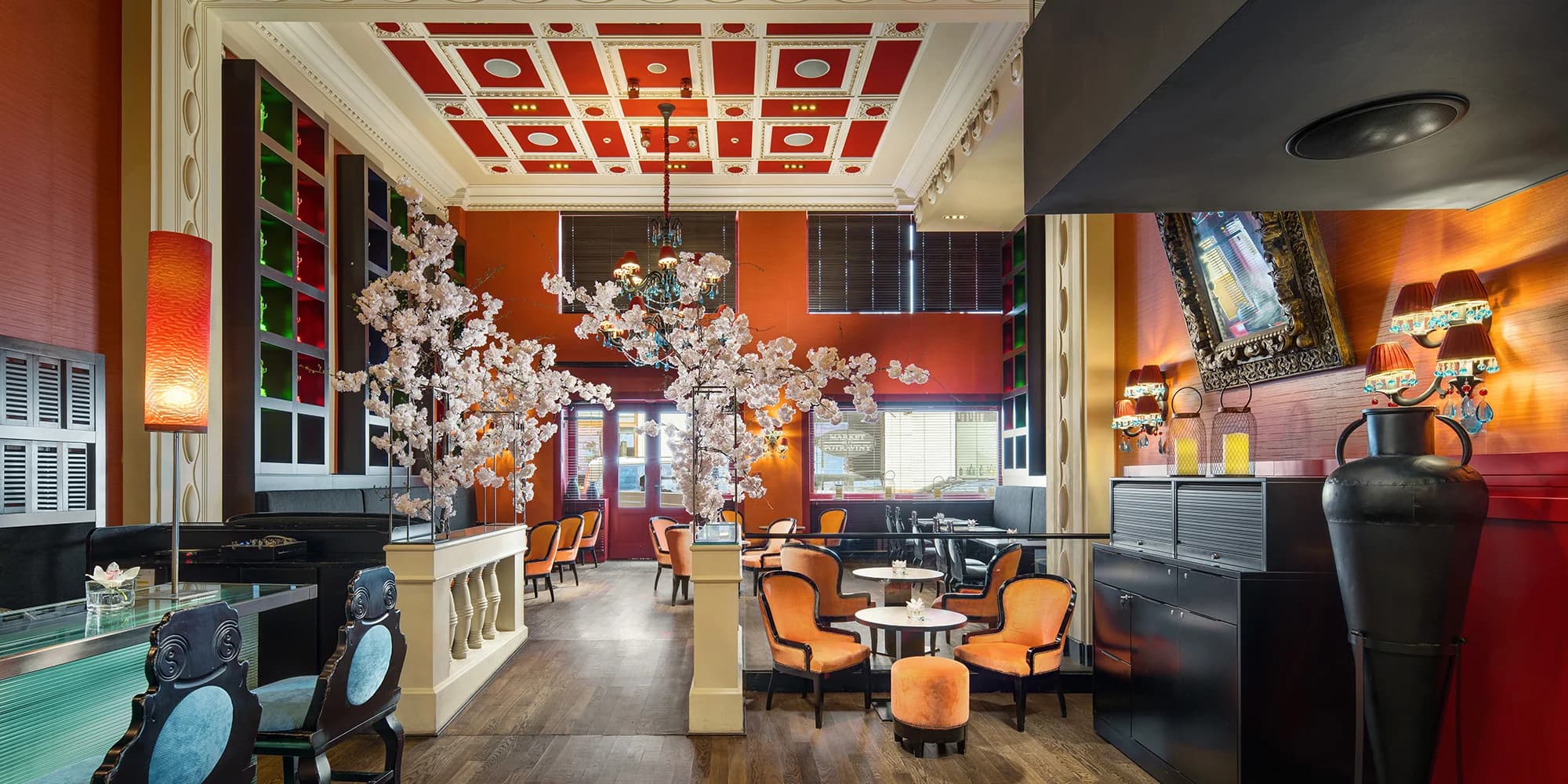 Dvouchodové asijské menu v luxusní restauraci v centru Prahy