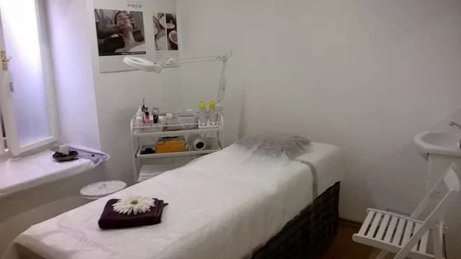 Vytvarované tělo a zářivá pleť: zpevňující masáž a ošetření LPG přístrojem