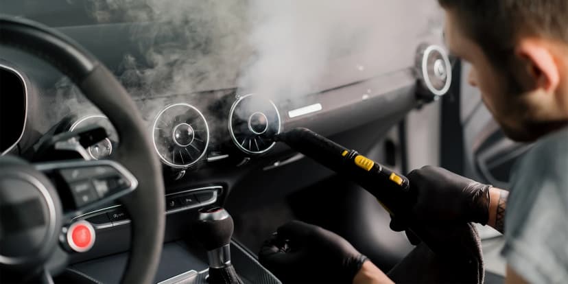 Ozonové čištění vozu, detailing s impregnací a voskem i keramický povlak laku