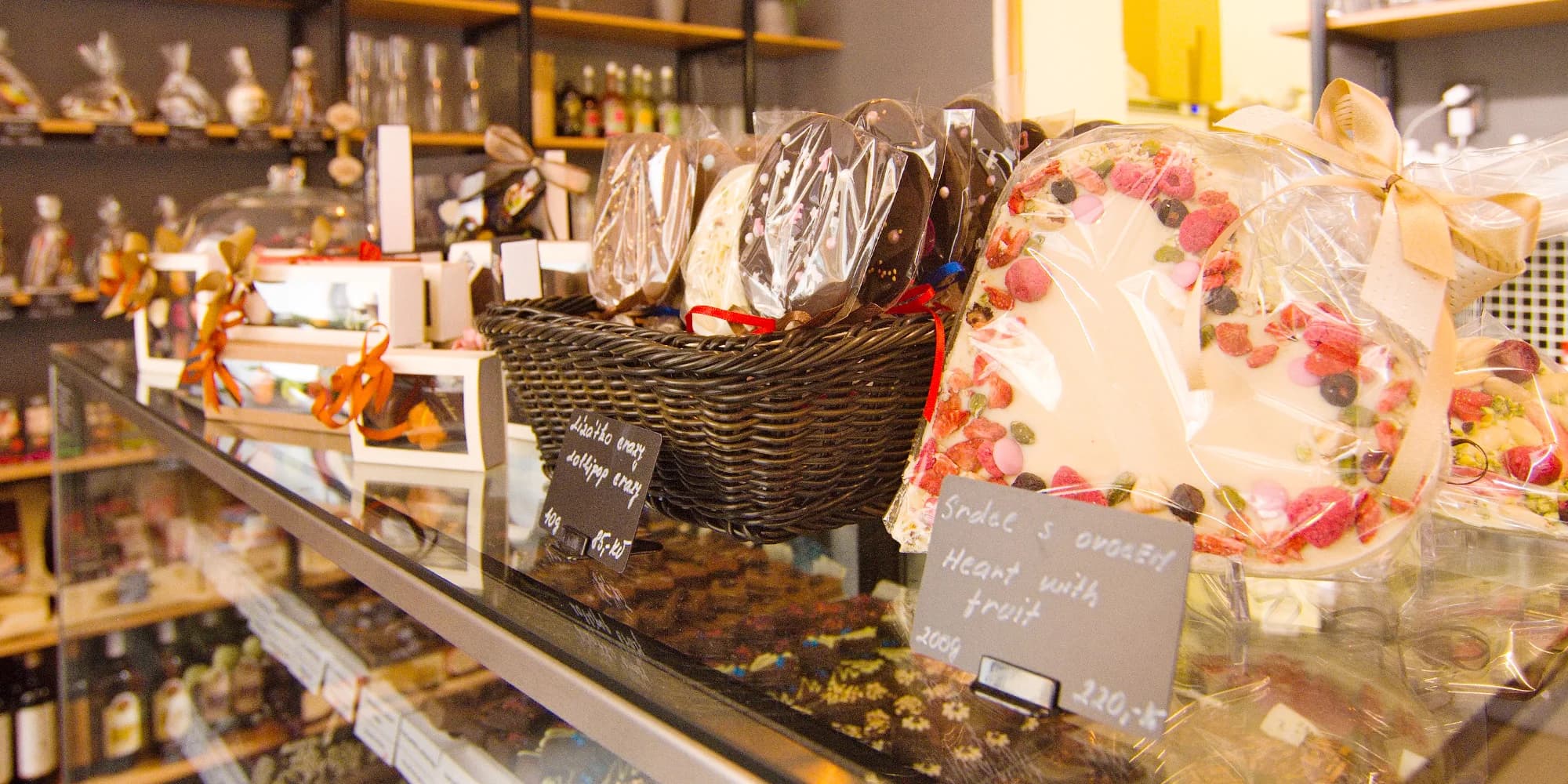 Degustace tří druhů horké čokolády či fondue s lesním ovocem v Chocolaterii Bon Bon pro 2 osoby
