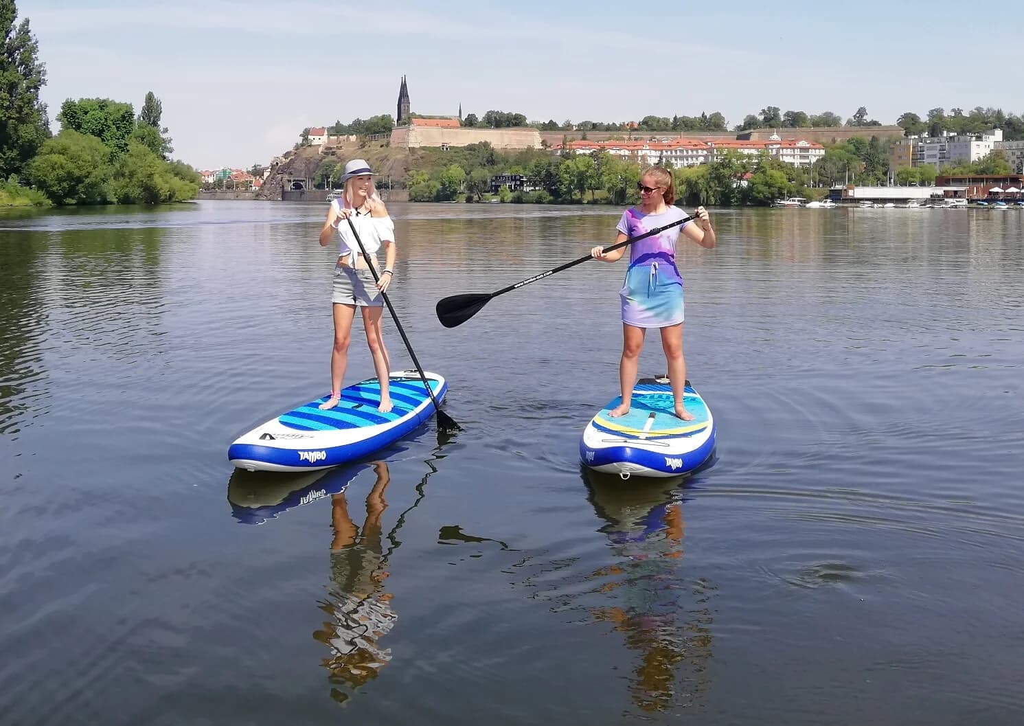 Skupinový kurz paddleboardingu pro začátečníky v centru Prahy