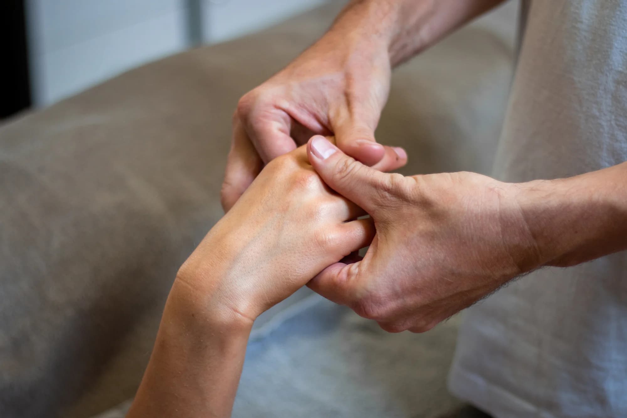 Uvolňující masáž celého těla: relaxace na 90 minut