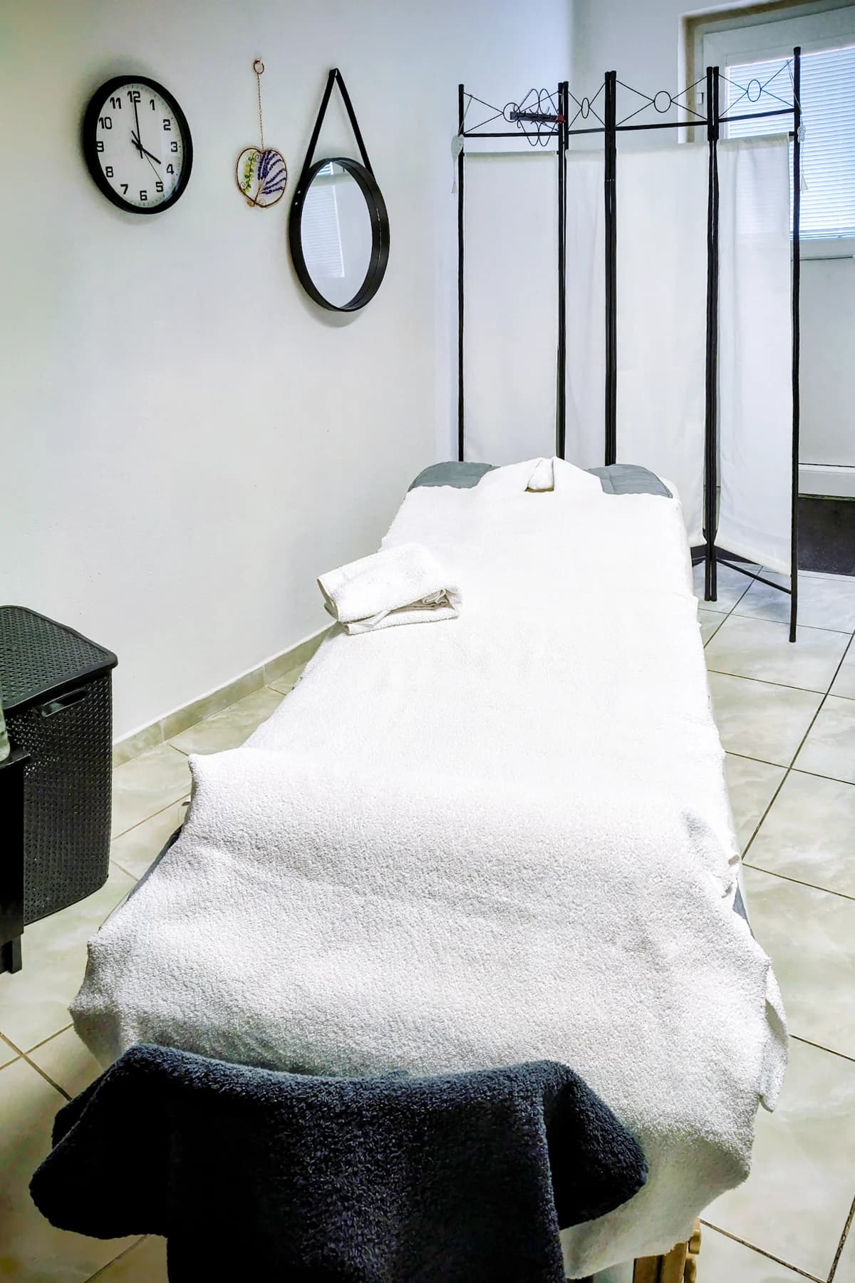 Rekondiční nebo relaxační masáž celého těla i s masáží hlavy