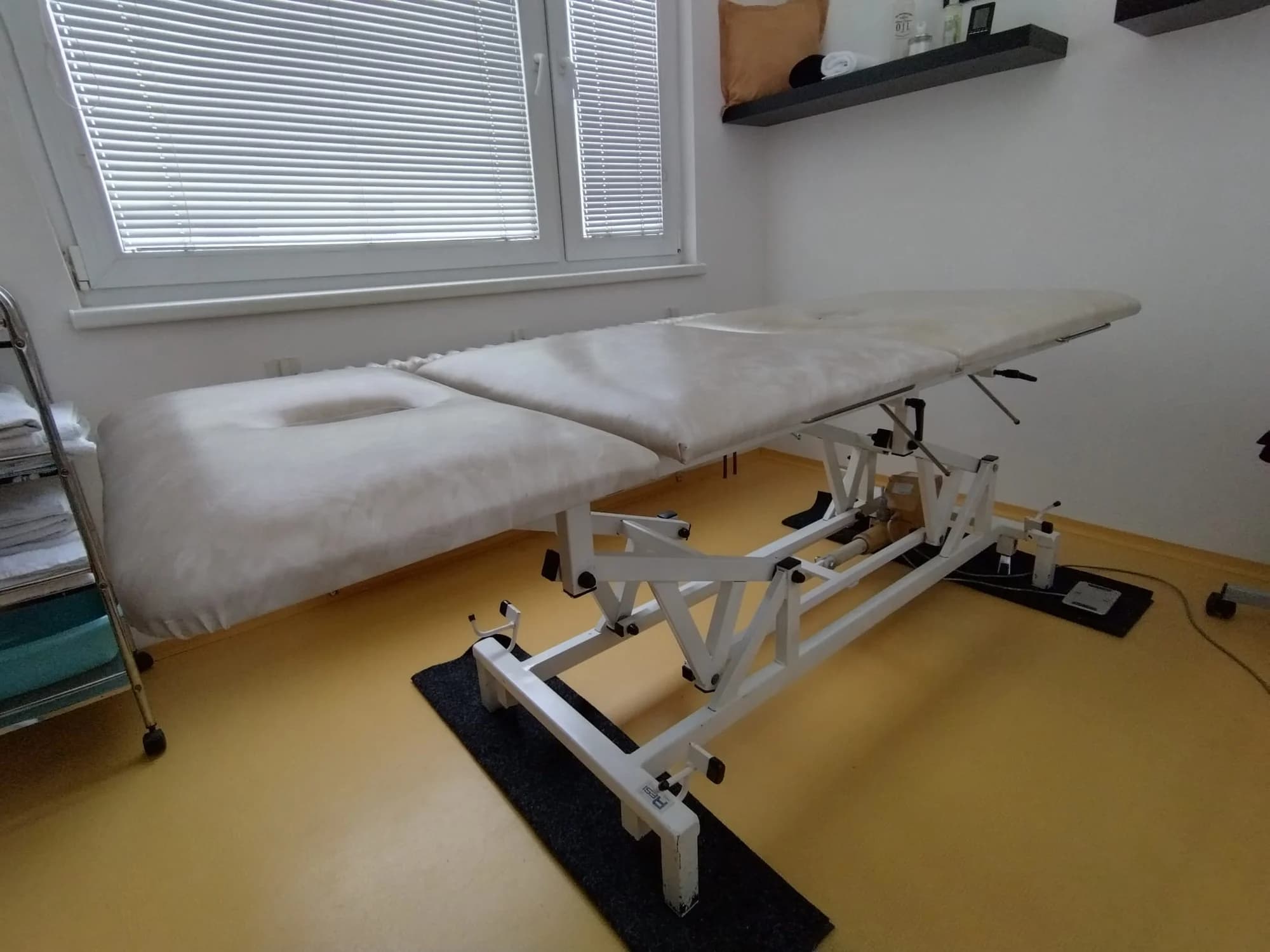 60-90min. relax pro celé tělo: klasická či relaxační masáž olejem s vůní exotik