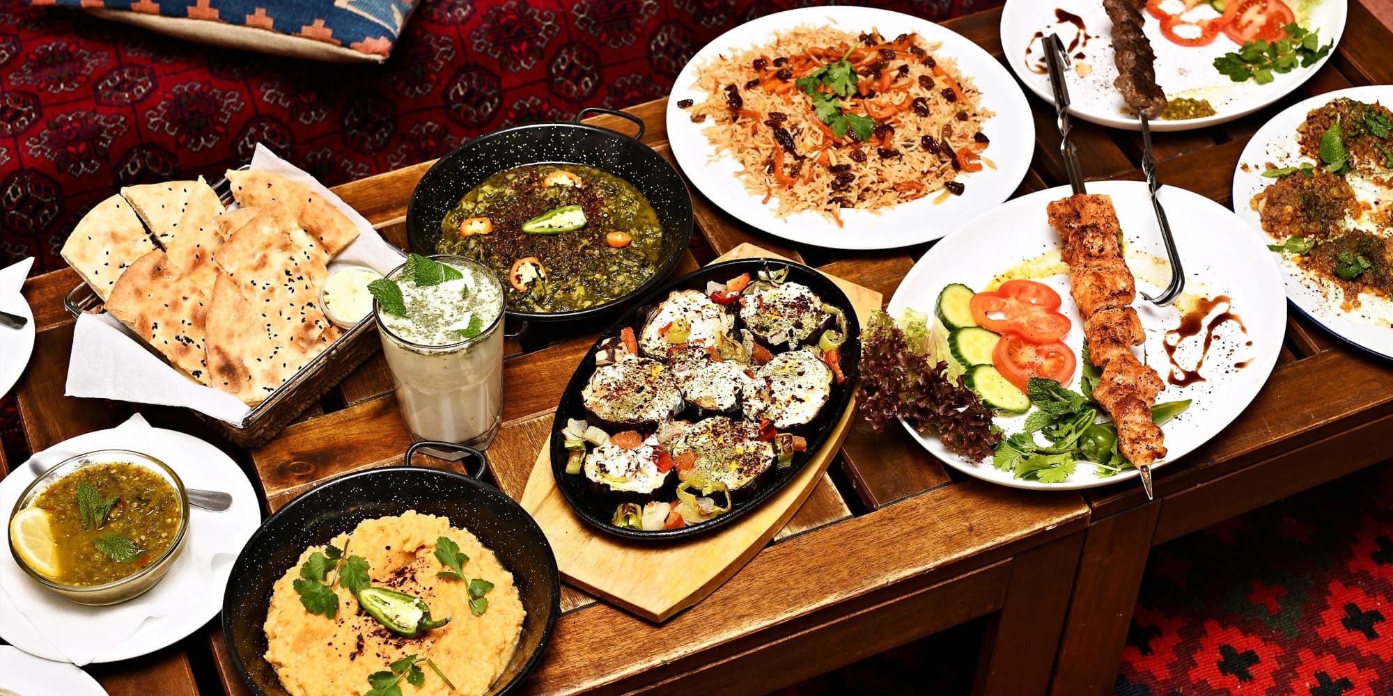 750–2000 Kč na cokoli v afghánském restaurantu Kabul: jehněčí, losos i další lahůdky