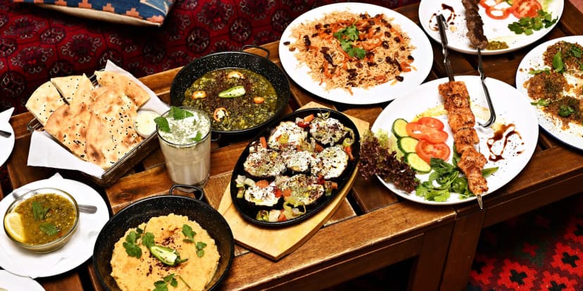 750–2000 Kč na cokoli v afghánském restaurantu Kabul: jehněčí, losos i další lahůdky