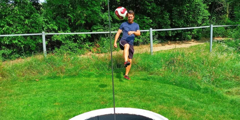 Zábavný fotbalgolf: jedna hra o 18 jamkách pro dospělé i rodinu