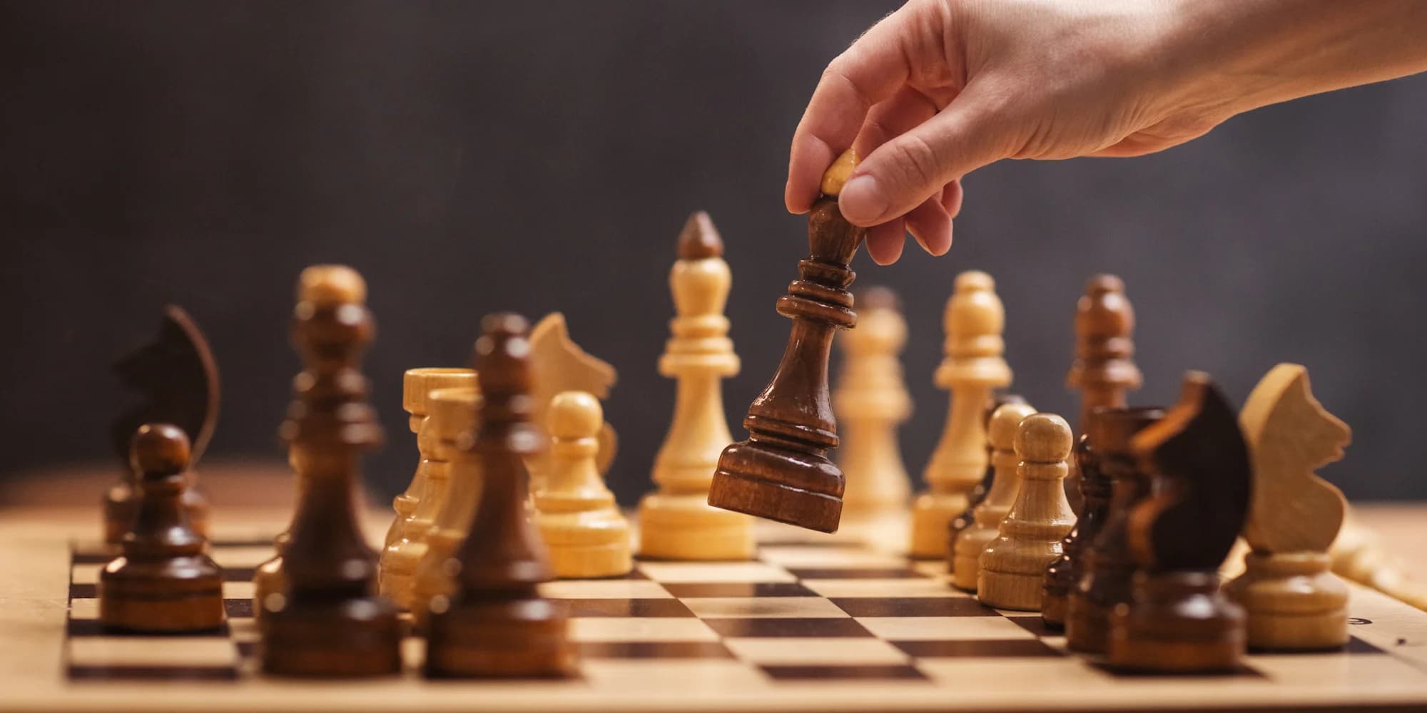 Dárek pro nadšené šachisty: šachová partie s vrcholovým šachistou