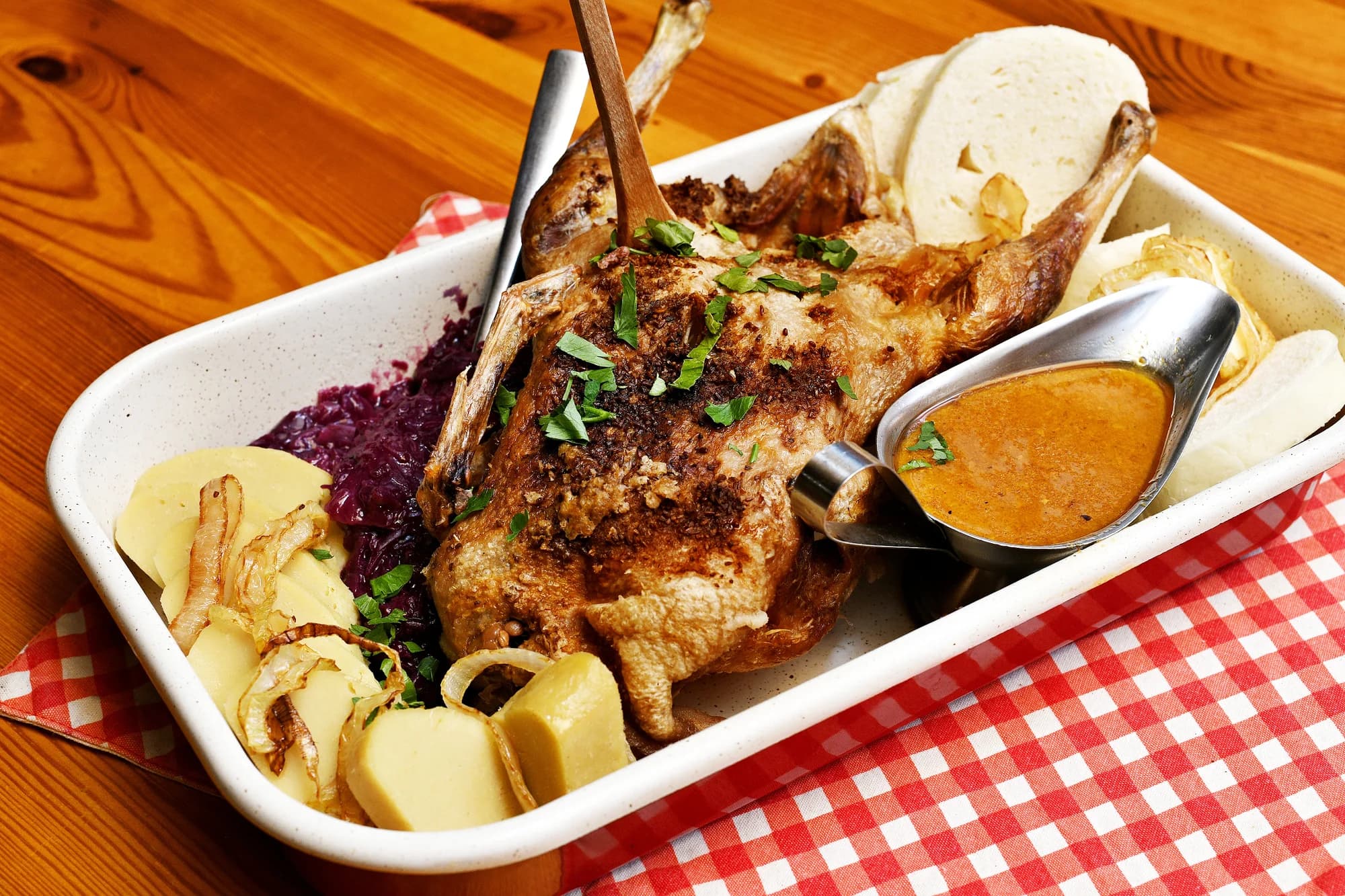Otevřený voucher do restaurace Kovářská u O2 arény: 500–2000 Kč na jídlo i nápoje