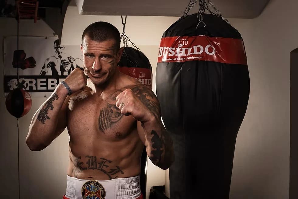 1 či 10 osobních tréninků boxu s Robertem Rosenbergem pro začátečníky i pokročilé