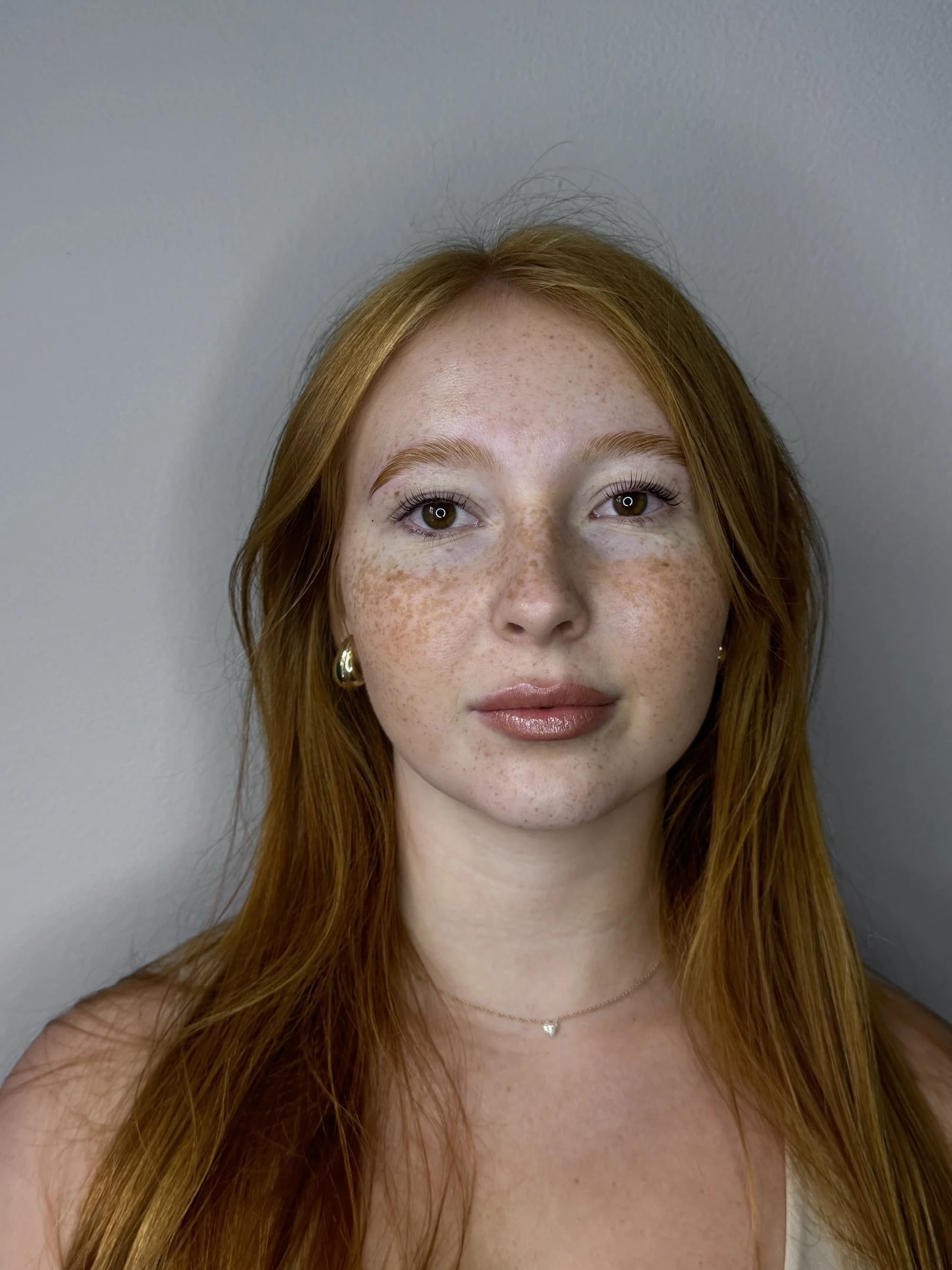 Kosmetické ošetření pleti: peeling, čištění, alginátová maska i masáž obličeje