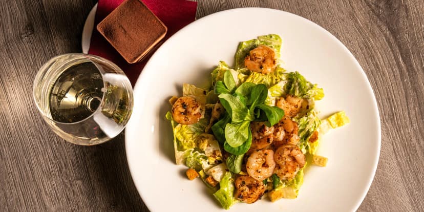 Menu s krevetovým salátem, dezertem a proseccem pro 2 osoby v restauraci La Corrida