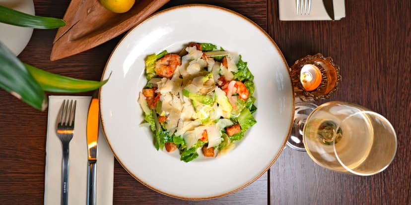 Otevřené vouchery na 500 až 1500 Kč do italské restaurace s výhledem na Petřín