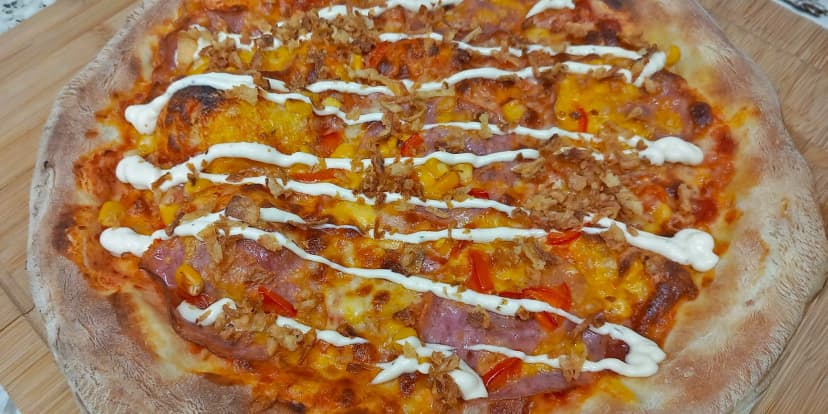 Až 3 pizzy o velikosti 32 cm podle výběru i s nápojem