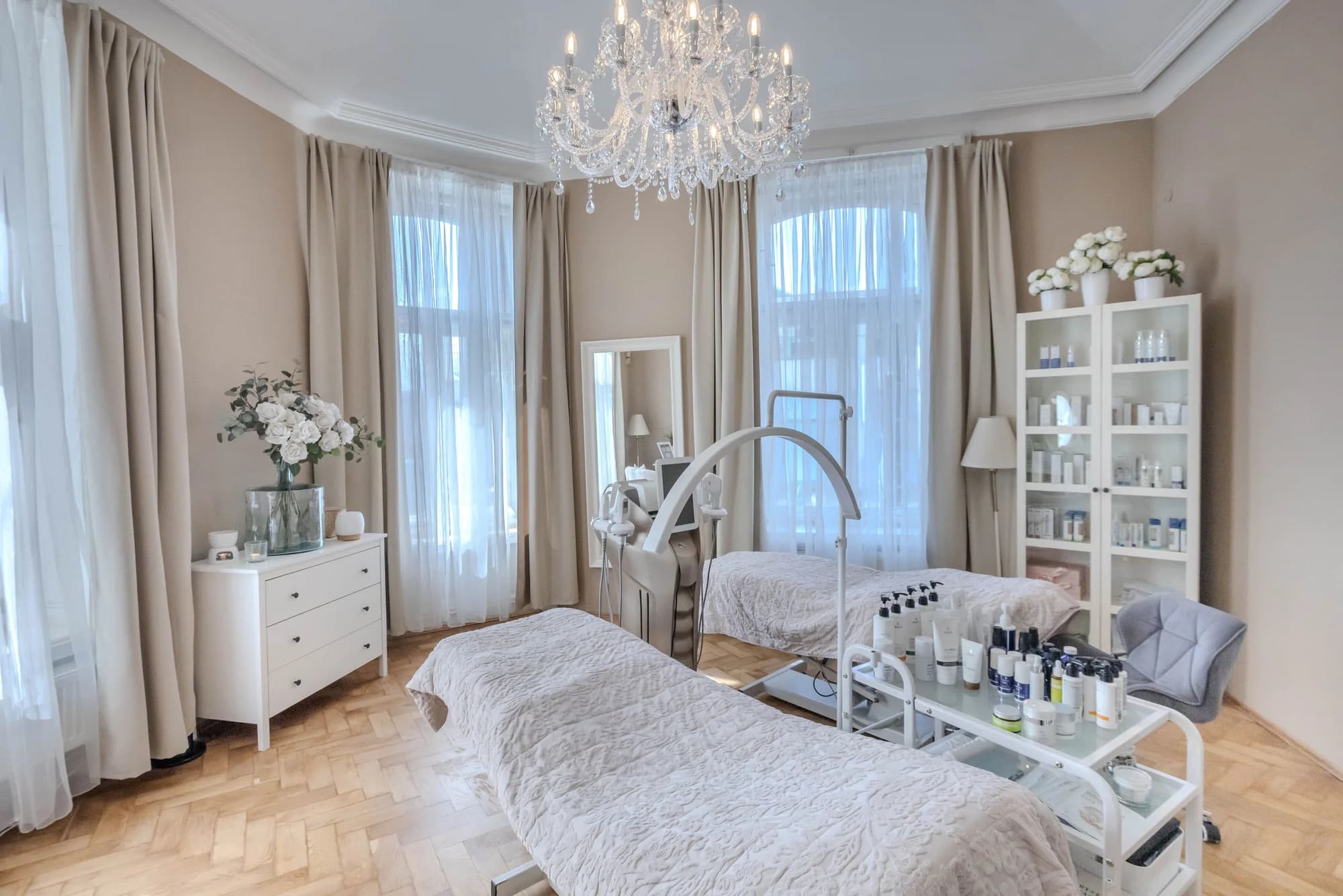 Ošetření pleti chemickým peelingem značky Syncare v salonu ToWell