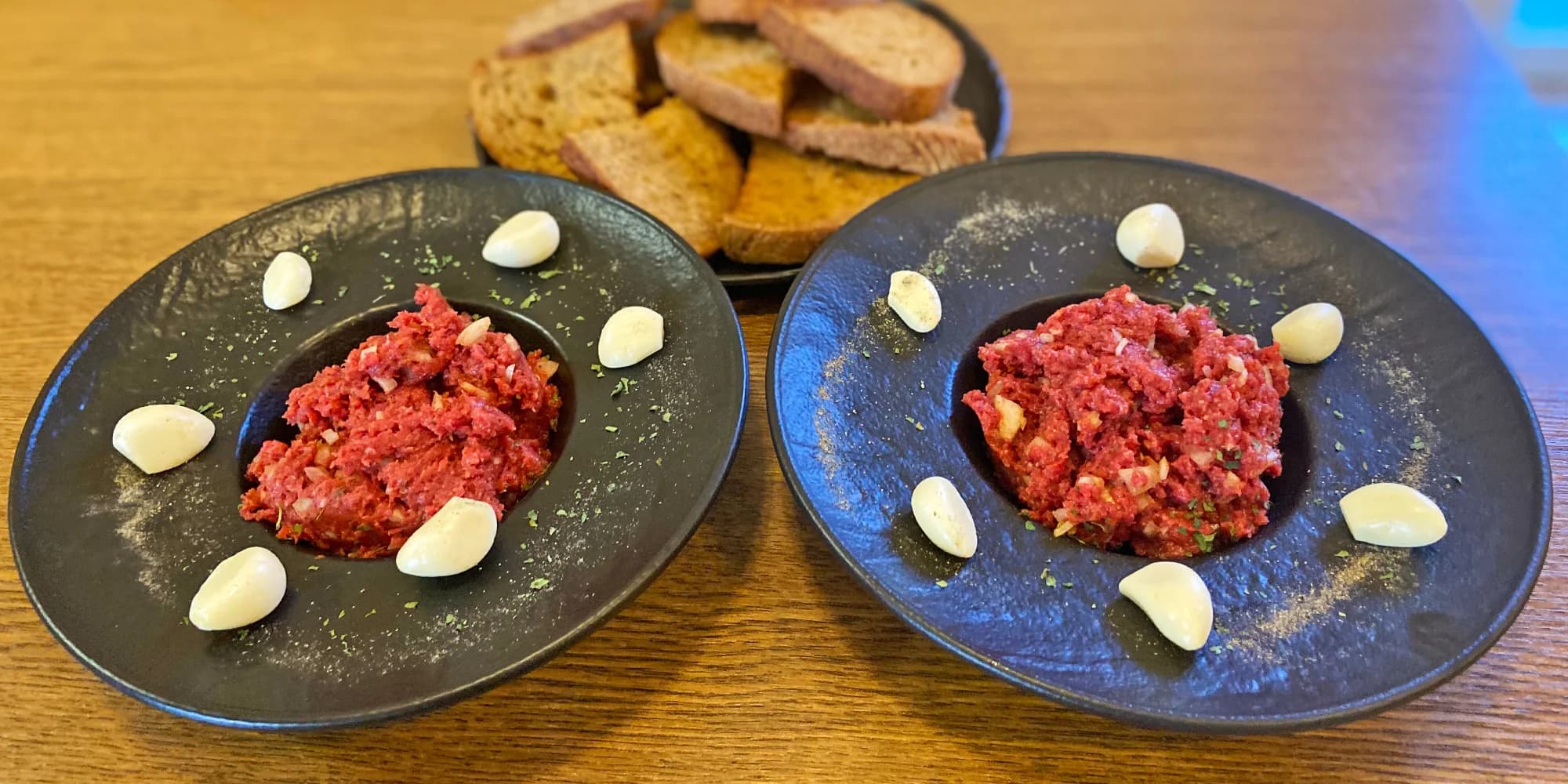 Voucher na 250 či 500 Kč do tradiční české restaurace Modrý Hrozen v Kaznějově