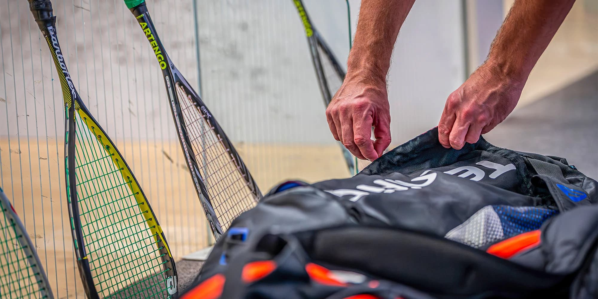 Dejte si do těla: hodina squashe nebo badmintonu ve všední dny