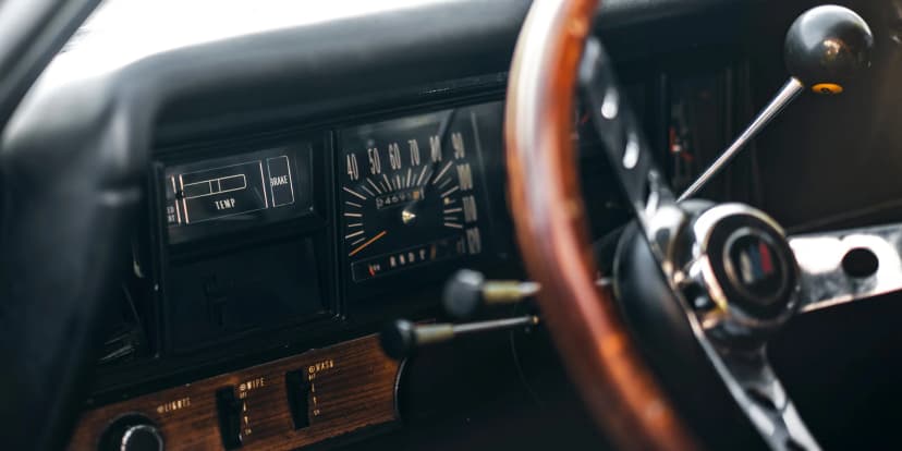 Jízda v legendárním veteránu: až 60 min. v Dodge Charger nebo Buick Riviéra