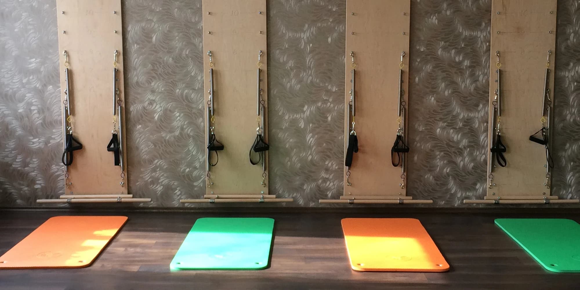 Zpevněné tělo i lepší spánek: 1 až 5 skupinových lekcí pilates na 45 minut