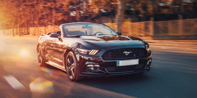 Parádní jízda: pronájem Fordu Mustang kabriolet na 24 hodin nebo rovnou celý víkend