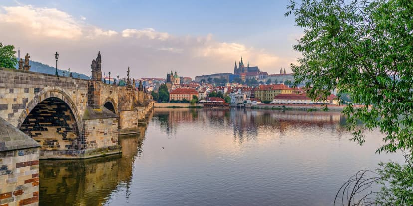 Netradiční prohlídka Prahou: navštivte muzeum alchymistů, Vyšehrad, Pražský hrad i Zlatou uličku