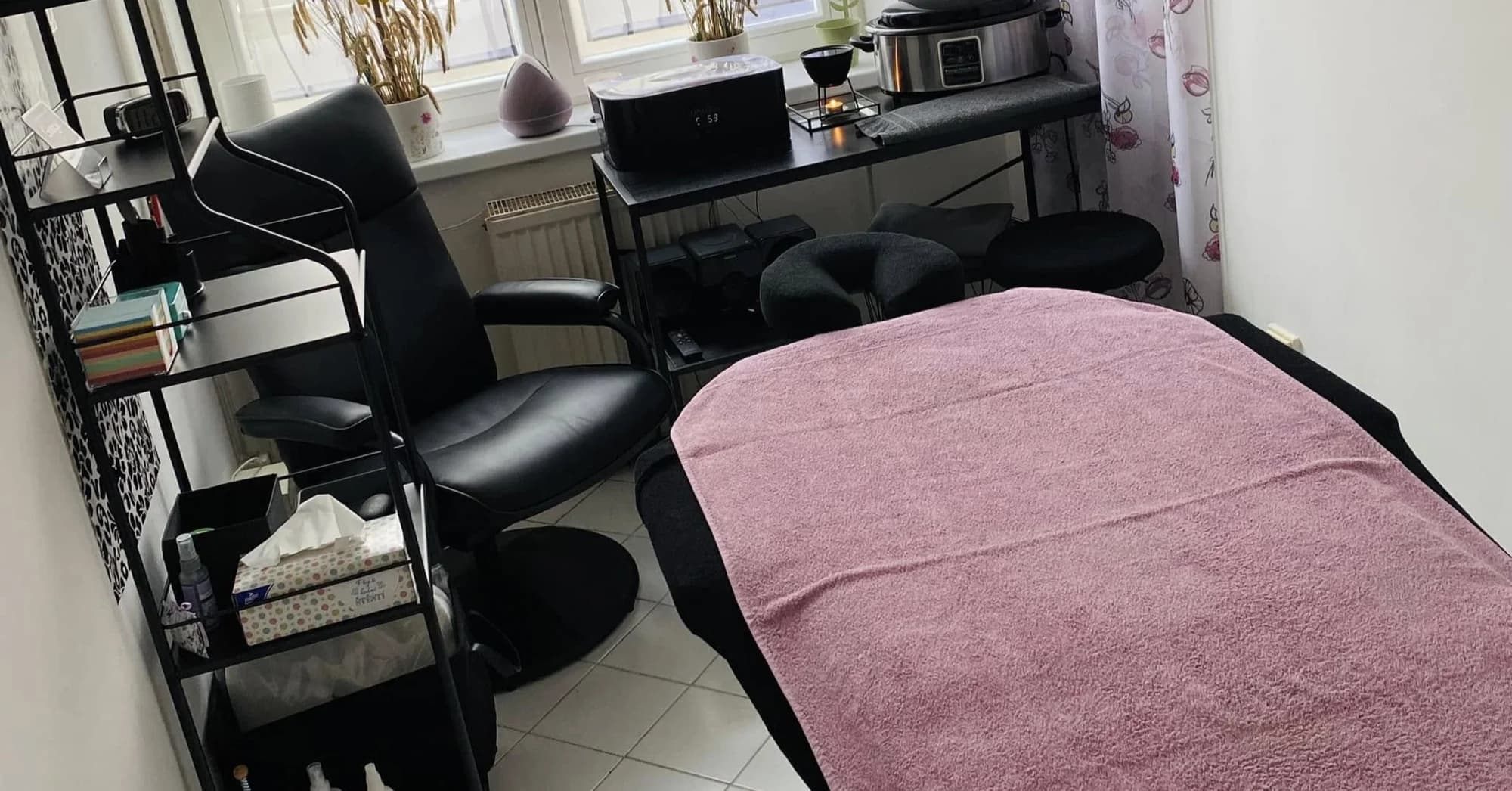 Hydratační kosmetická procedura vč. použití ozonizéru a ultrazvukové špachtle