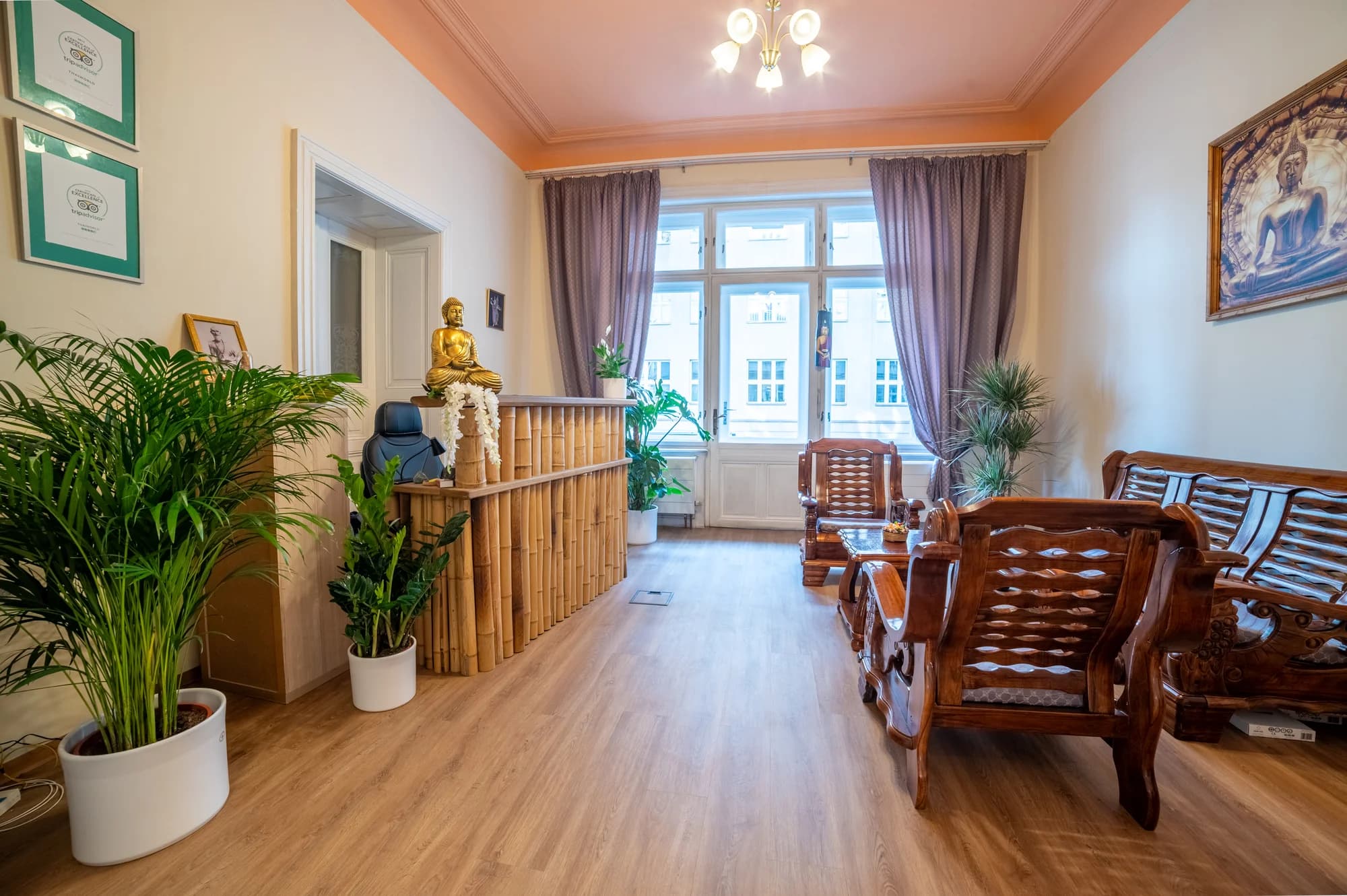 Kombinované thajské masáže: 60-90 minut hlubokého uvolnění v srdci Prahy