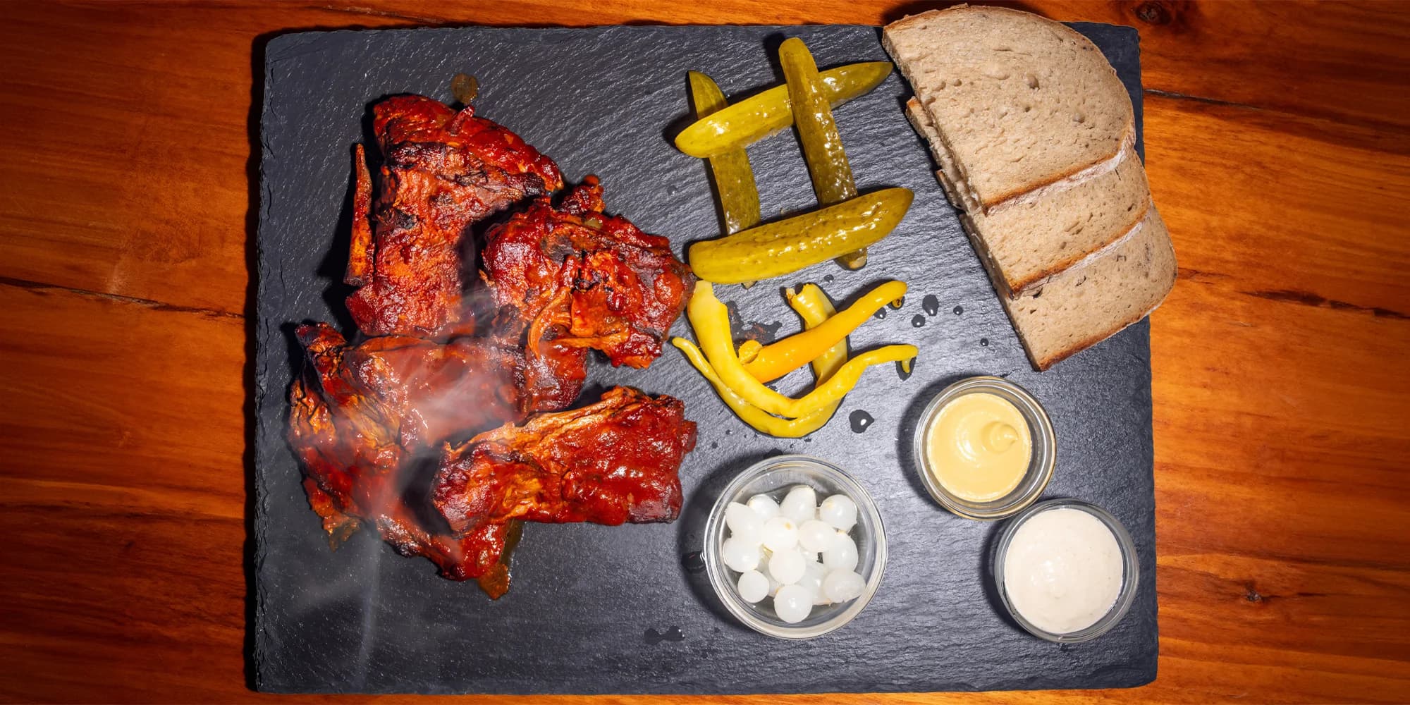 Otevřené vouchery na jídlo i pití v hodnotě 500-1000 Kč do restaurace Kaťák