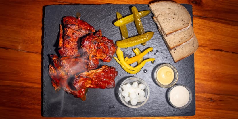 Otevřené vouchery na jídlo i pití v hodnotě 500-1000 Kč do restaurace Kaťák