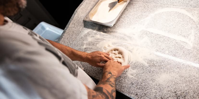 Hostina v Harrachově: otevřené vouchery na 1 000 až 2 000 Kč do Imperial Pizza