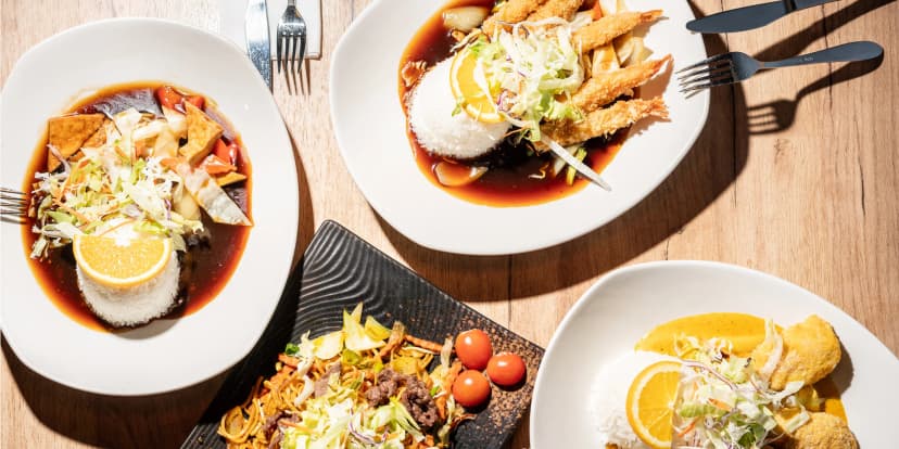 Asijské menu podle výběru: restované nudle, krevety v tempuře i kuřecí stripsy
